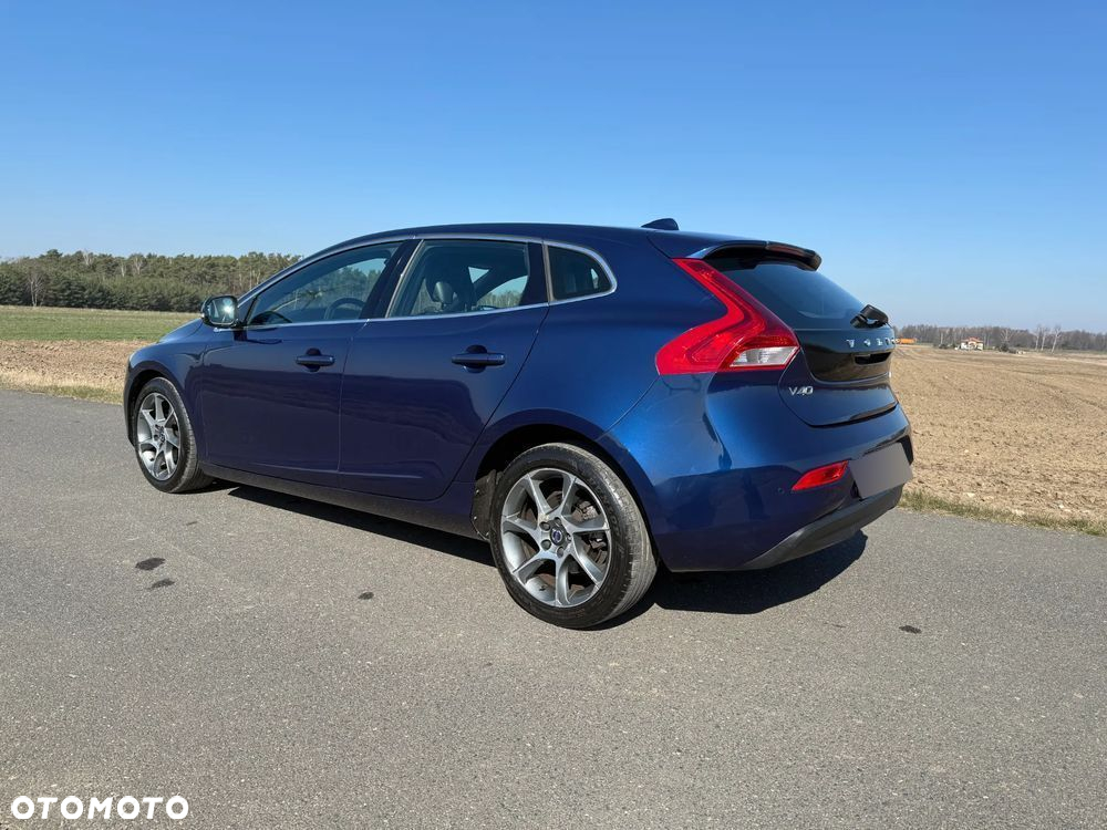 Volvo V40 D2 - 4