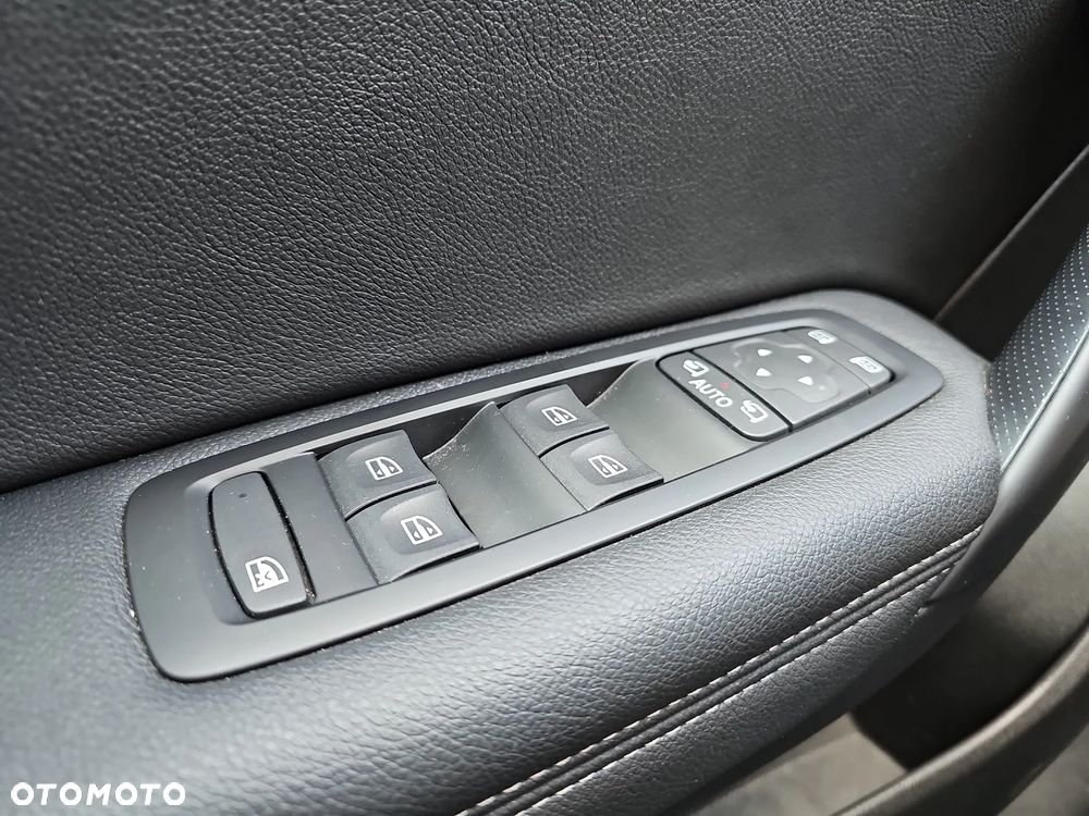 Renault Megane 1.3 TCe FAP Intens - 18