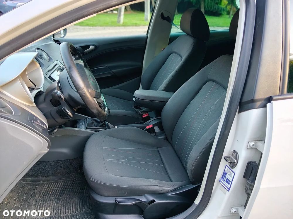 Seat Ibiza ST 1.4 16V Style - 12
