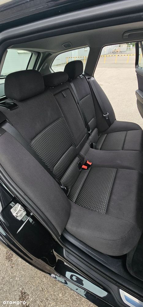 BMW Seria 3 320i Edition Exclusive - 22