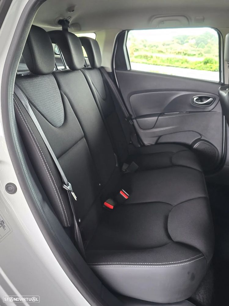 Renault Clio Sport Tourer 1.5 dCi Dynamique S - 8