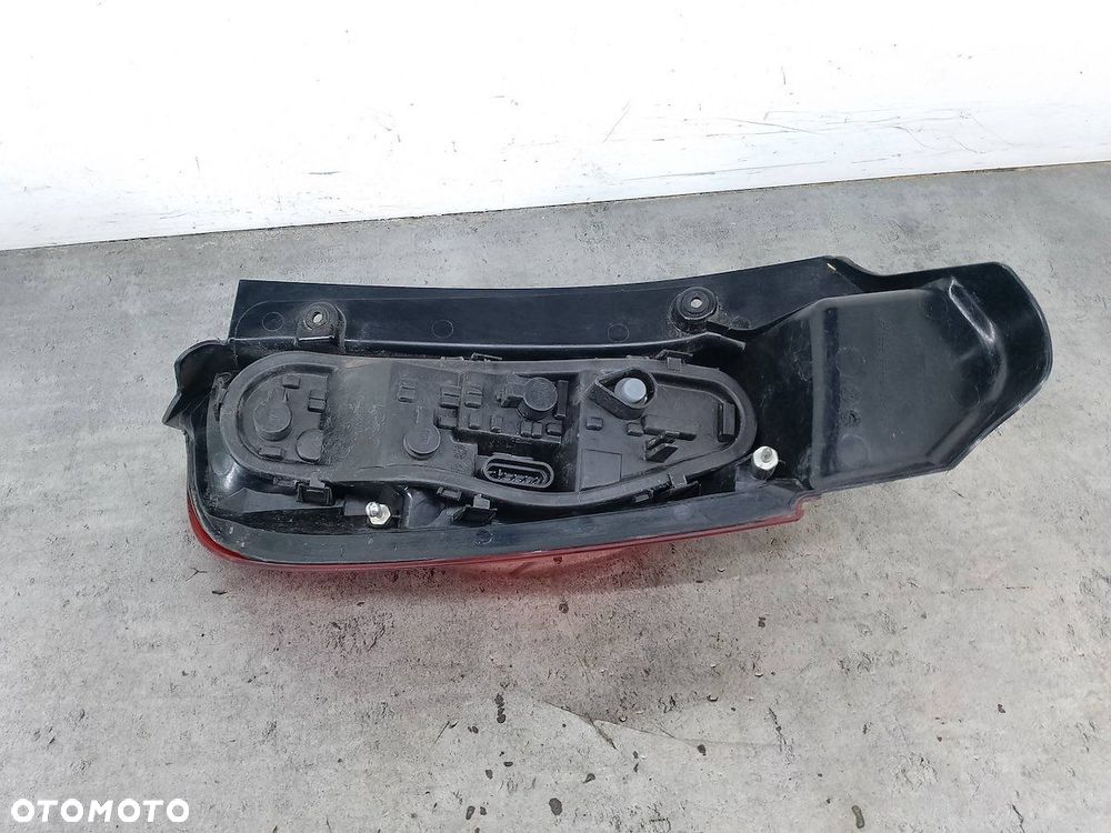 LAMPA TYLNA LEWA MITSUBISHI COLT VI FL HATCHBACK 5D - 3