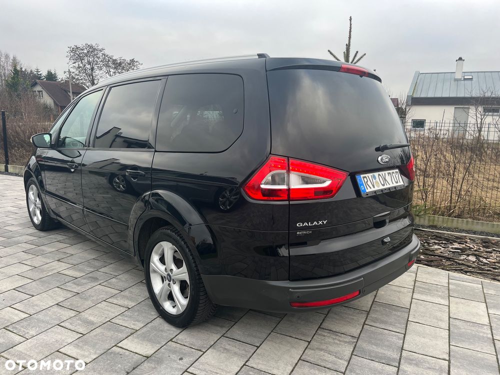 Ford Galaxy - 4