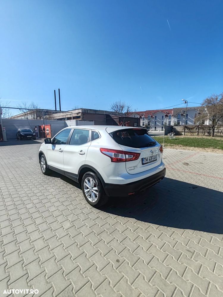 Nissan Qashqai 1.6 DCI Start/Stop X-TRONIC N-Connecta - 5