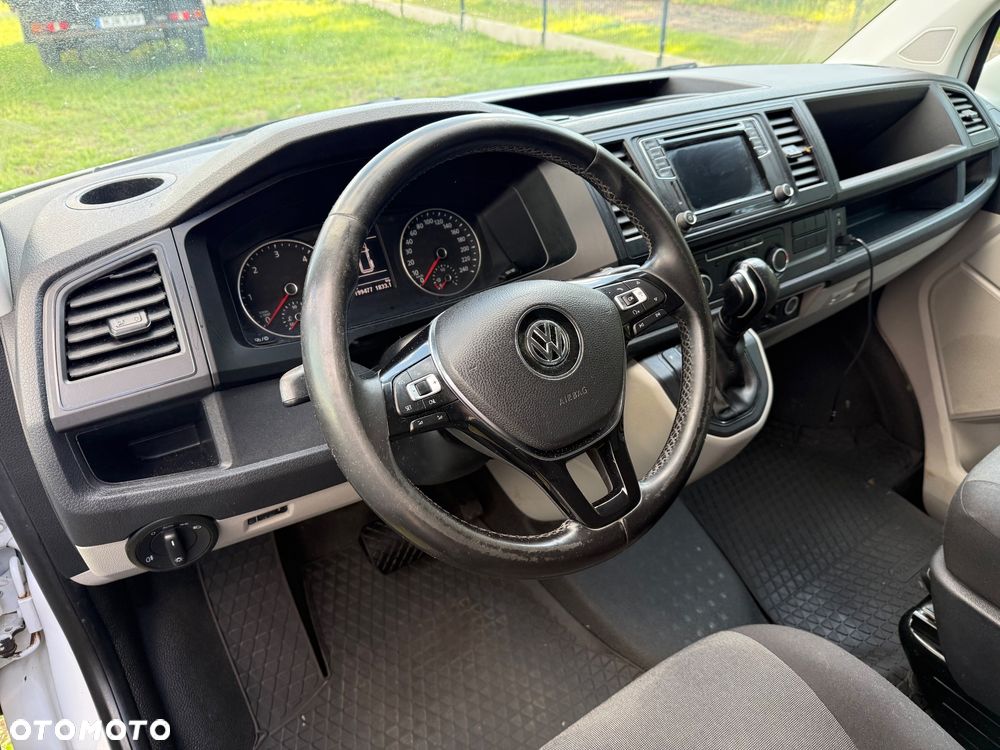 Volkswagen Transporter - 8