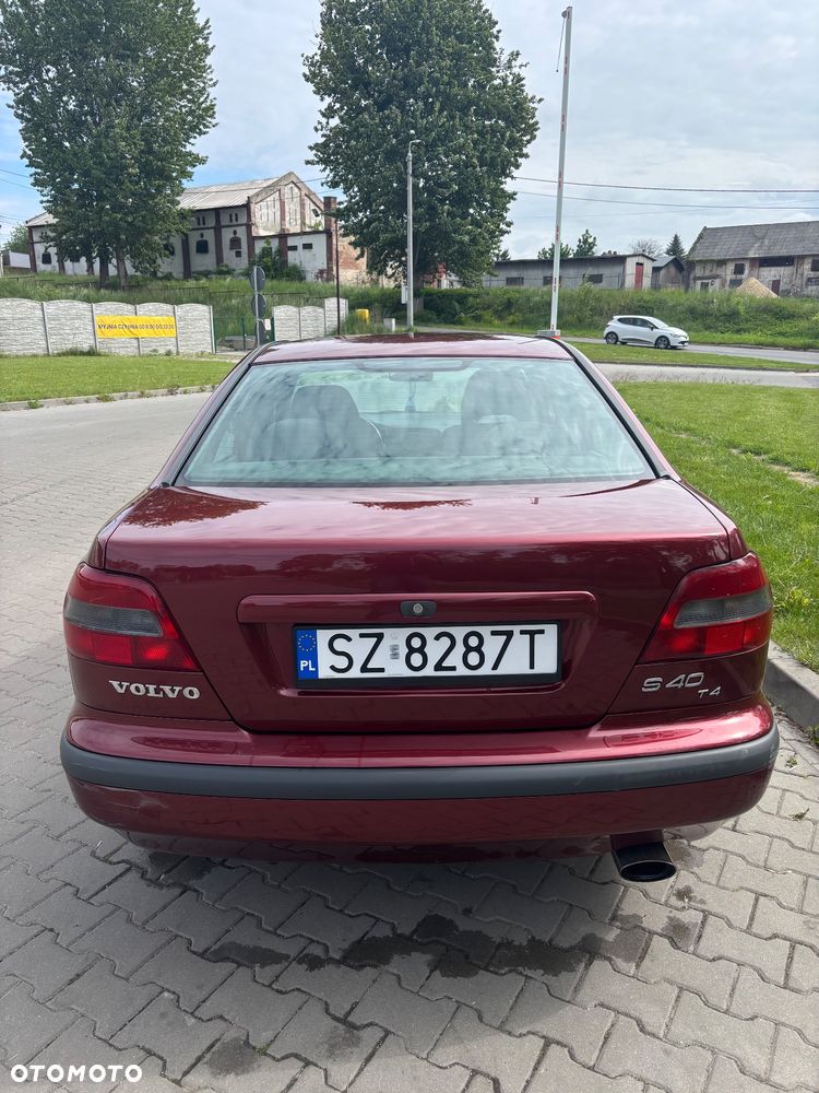 Volvo S40 ver-1-9-t--4 - 5
