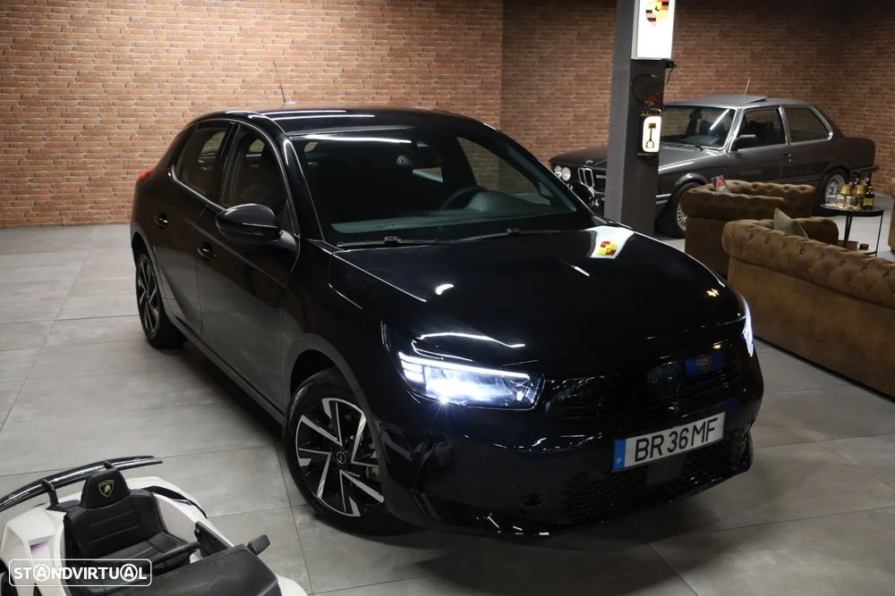 Opel Corsa 1.2 T GS - 32