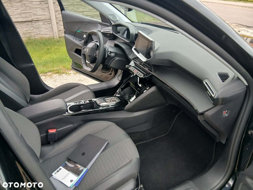 Peugeot 2008 1.5 BlueHDi Allure Pack S&S EAT8 - 17