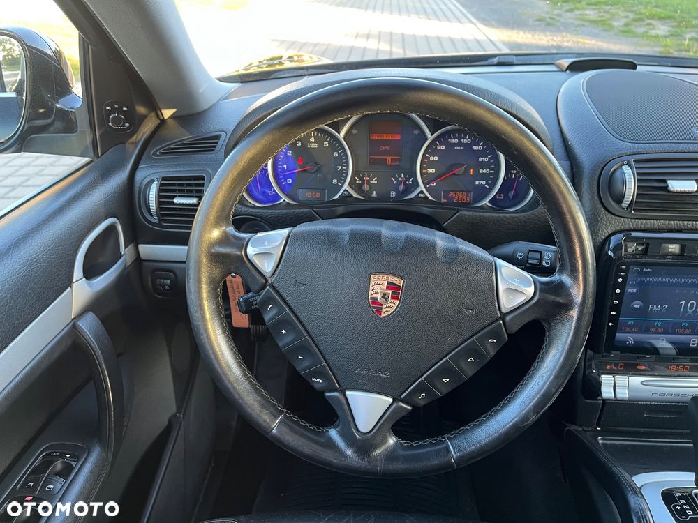 Porsche Cayenne S Tiptronic - 17