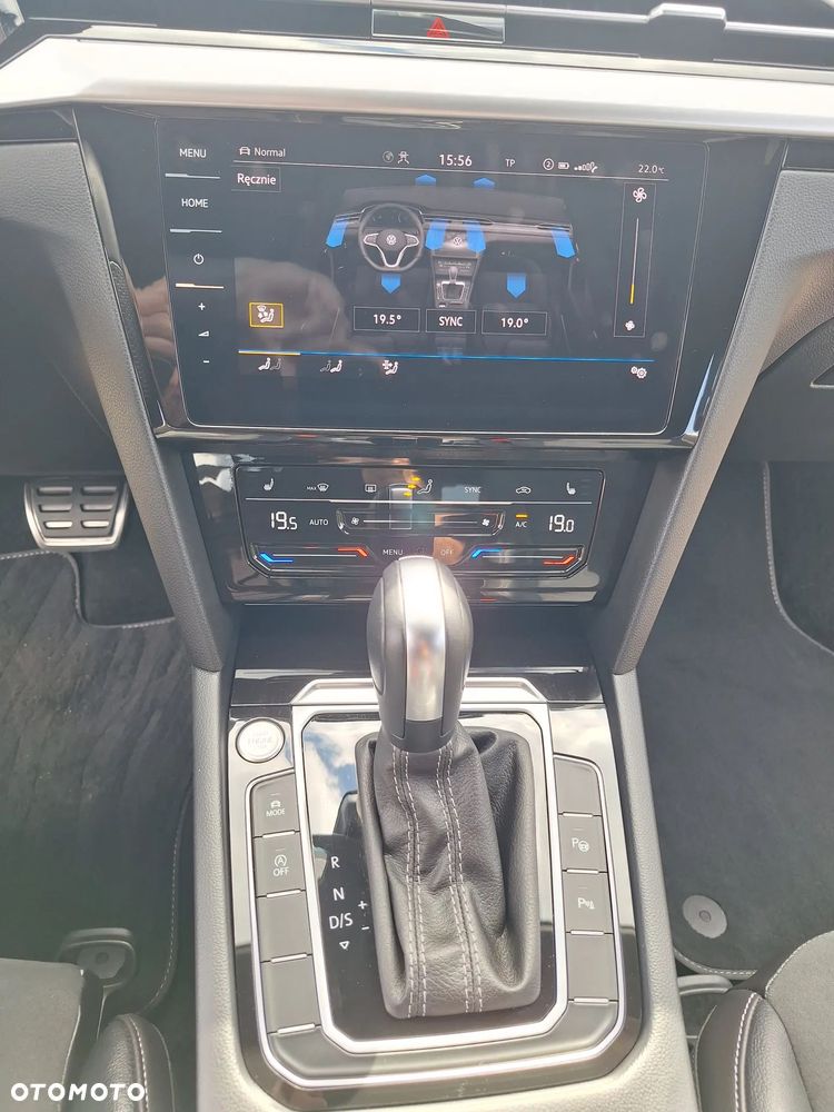 Volkswagen Arteon 2.0 TDI SCR DSG R-Line - 31