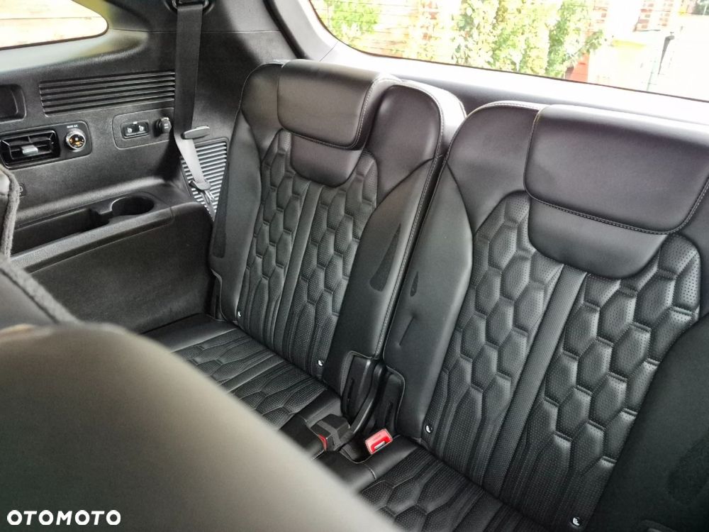 Kia Sorento - 9