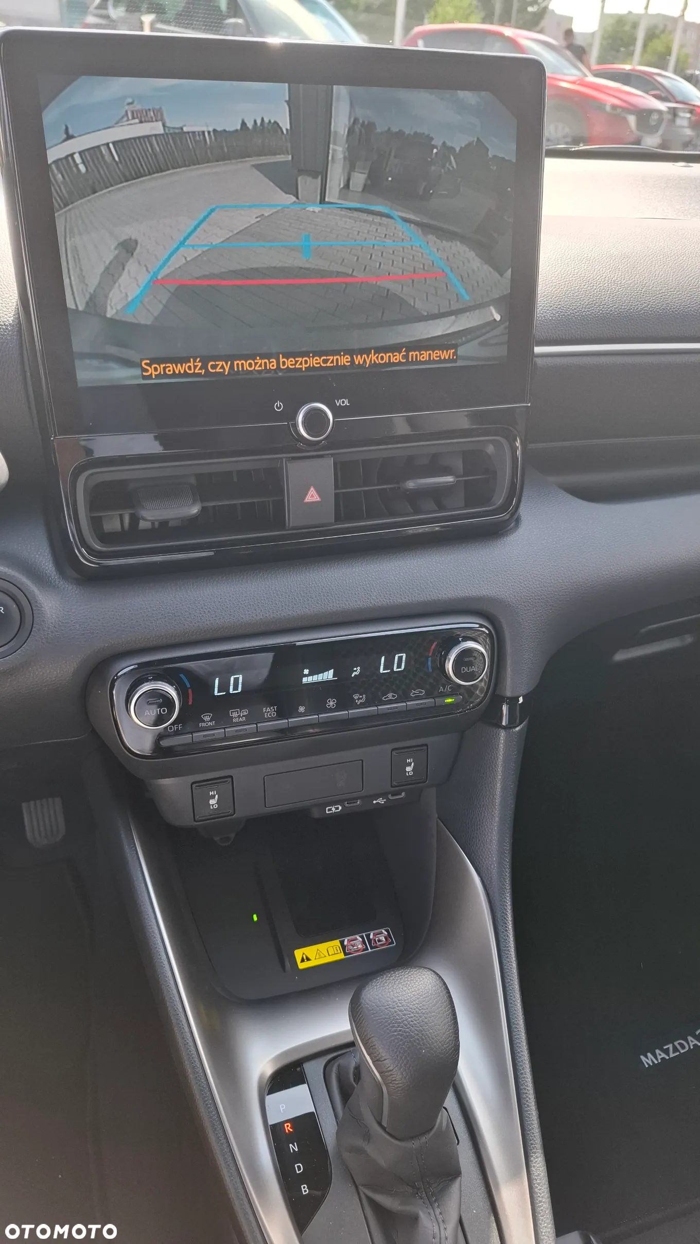 Mazda 2 - 8