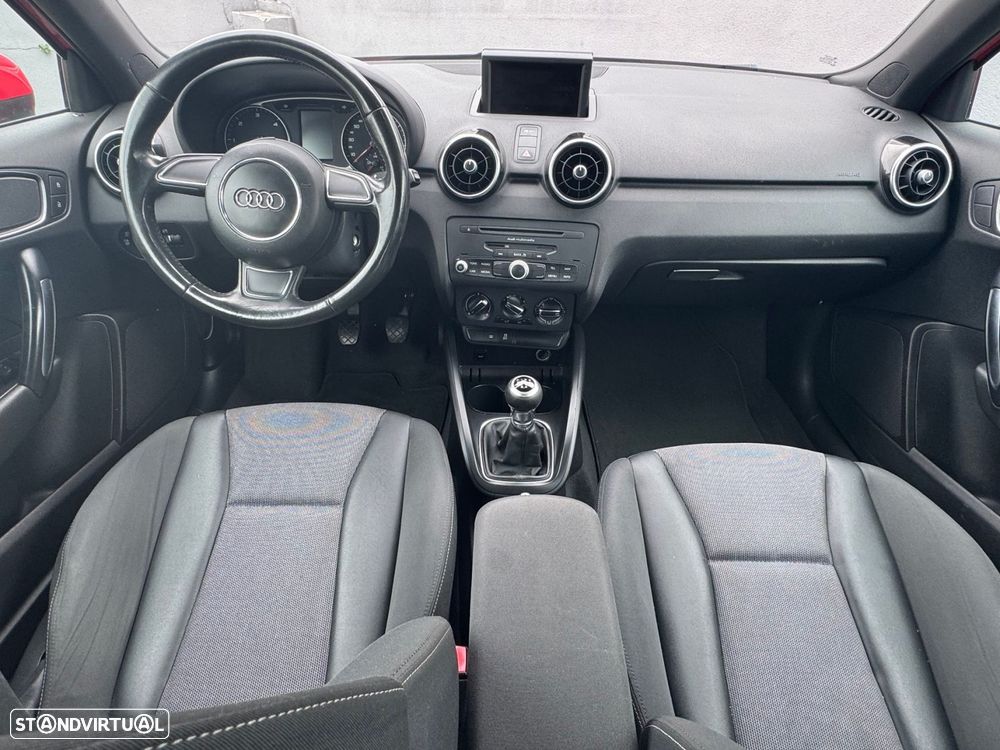 Audi A1 1.6 TDI Attraction - 8