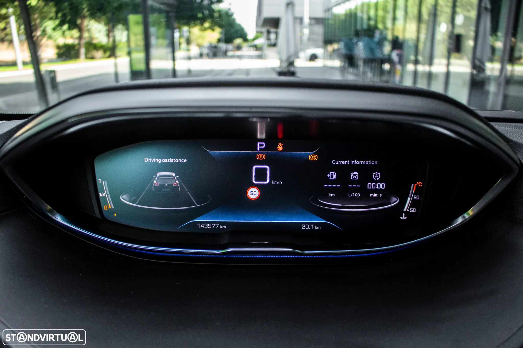 Peugeot 5008 1.5 BlueHDi Allure EAT8 - 18