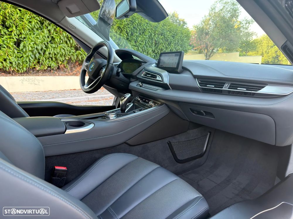 BMW i8 Standard - 40