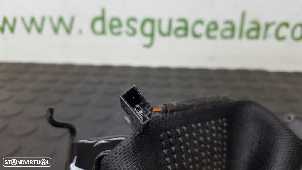 ENGATE DA CORREIA BMW SERIE 1 LIM. (F20) 120D - 4