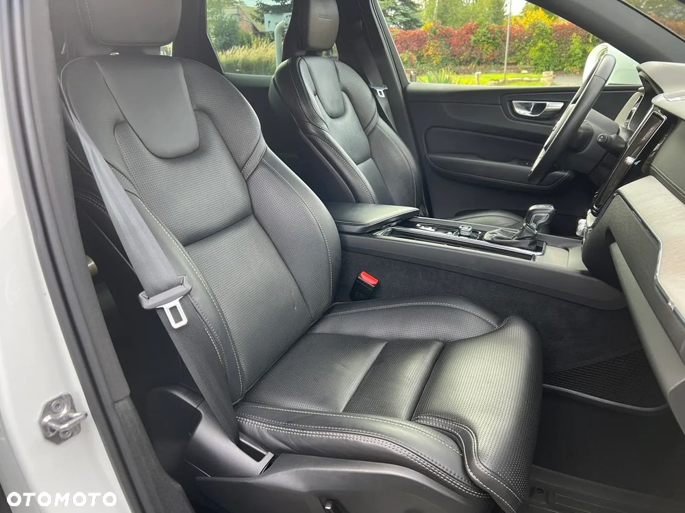 Volvo XC 60 D4 Inscription - 26