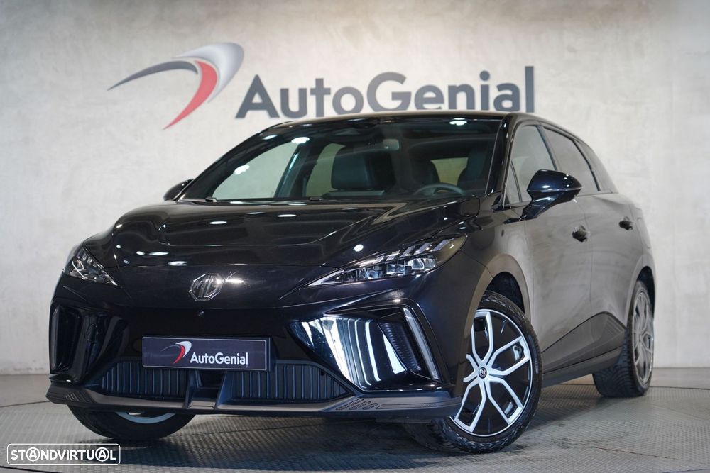 MG MG4 64 kWh Luxury - 1