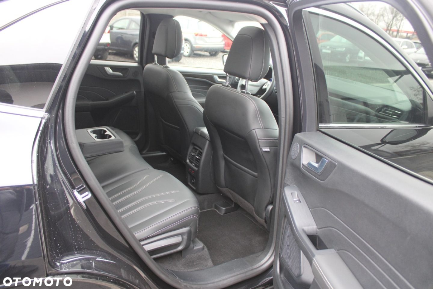 Ford Kuga - 22