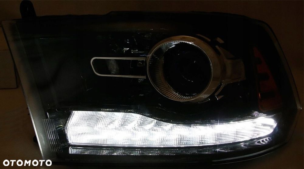 Reflektor Lampa Dodge Ram 1500 2500 3500 2008-2018 L - 5