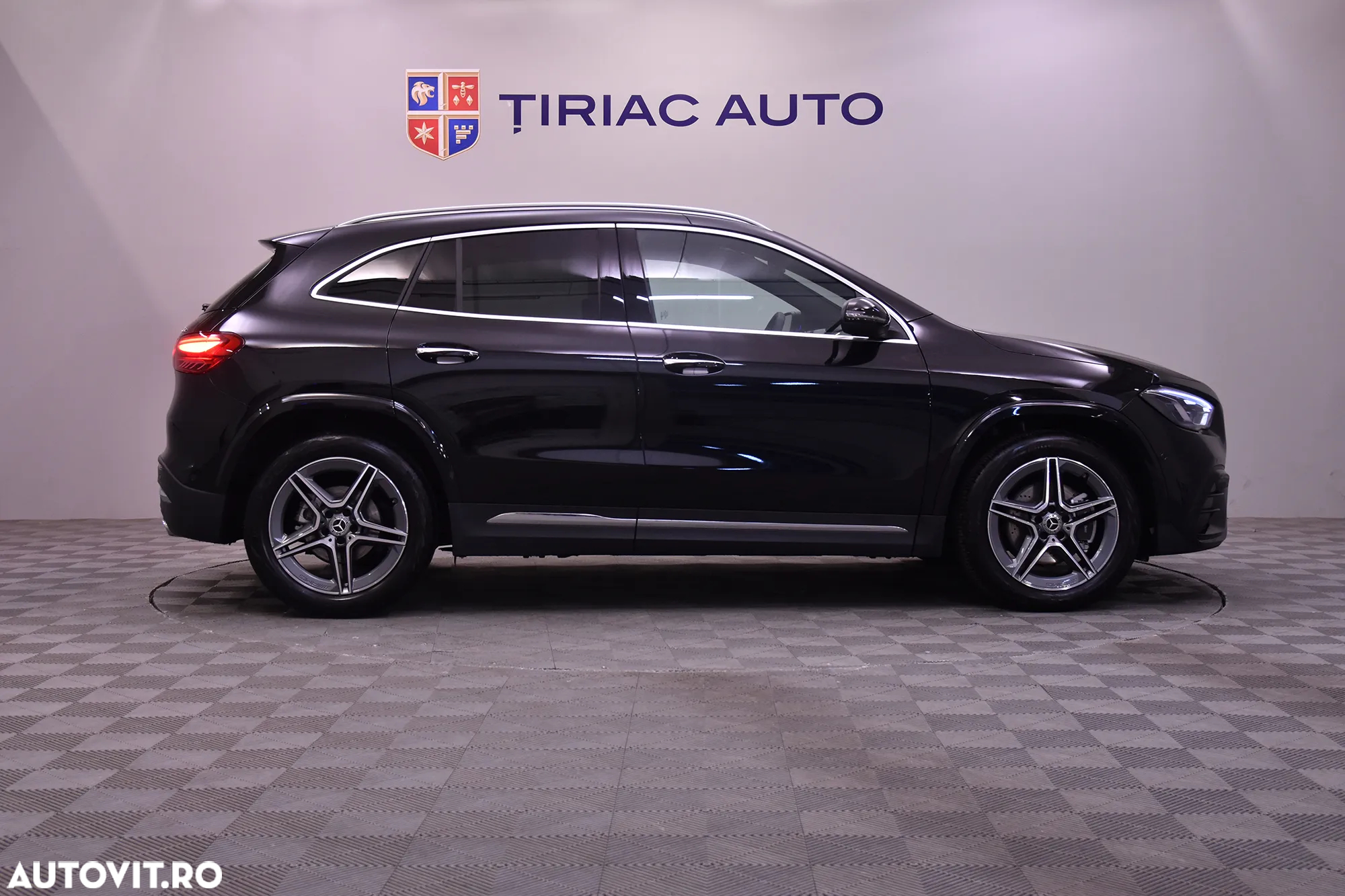 Mercedes-Benz GLA 200 d 4MATIC Aut. - 6
