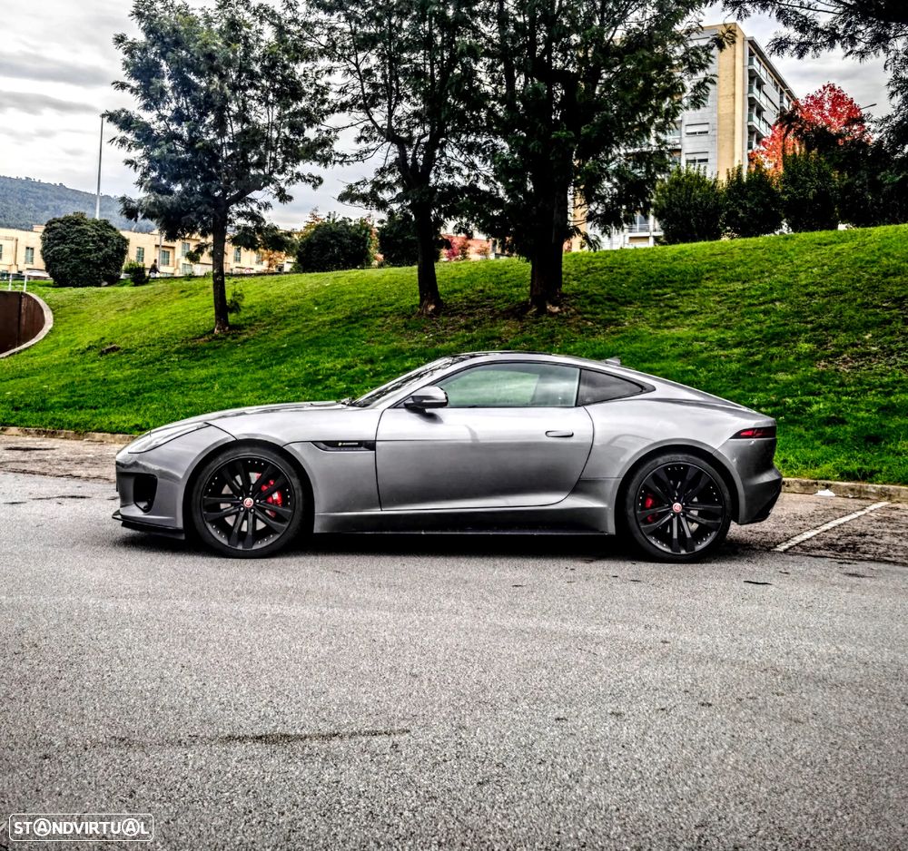 Jaguar F-Type Coupe P300 Aut. R-Dynamic Black - 37
