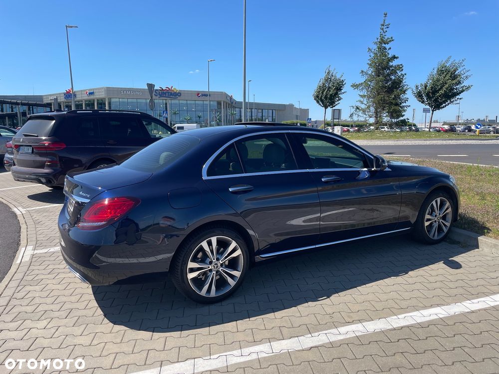 Mercedes-Benz Klasa C 300 4Matic 9G-TRONIC Avantgarde - 9