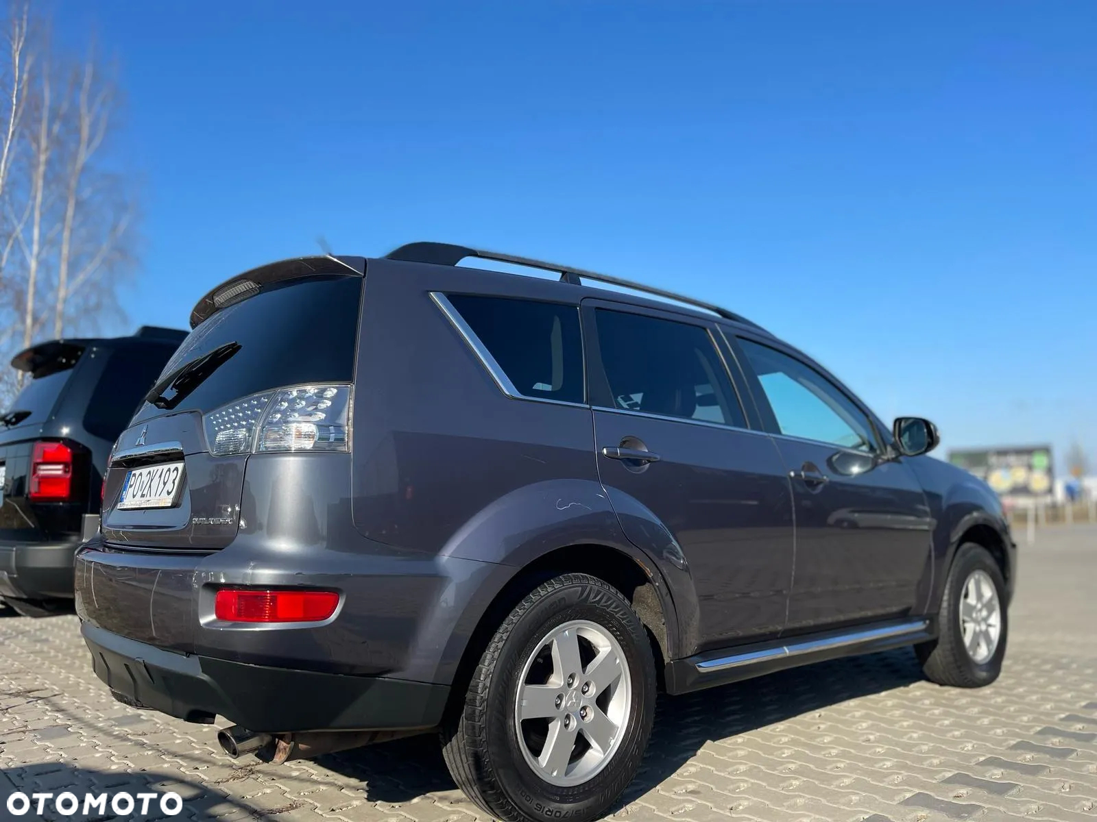 Mitsubishi Outlander 2.0 Intense + NAVI 2WD EU5 - 24