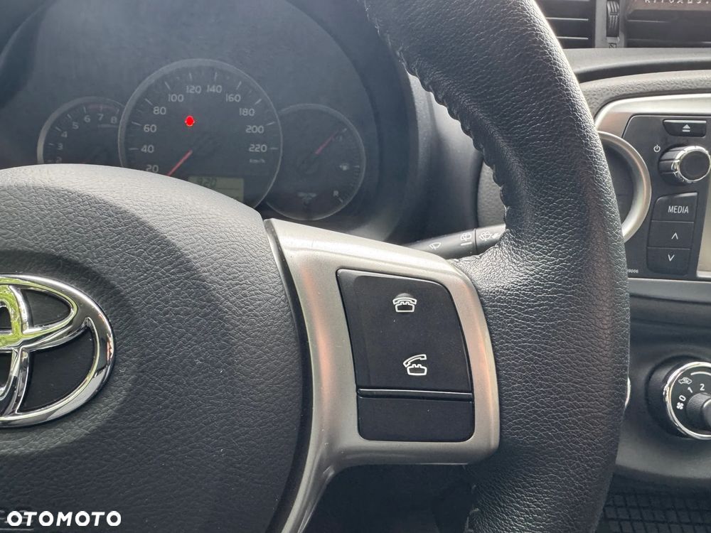 Toyota Yaris 1.33 VVT-i Style - 15