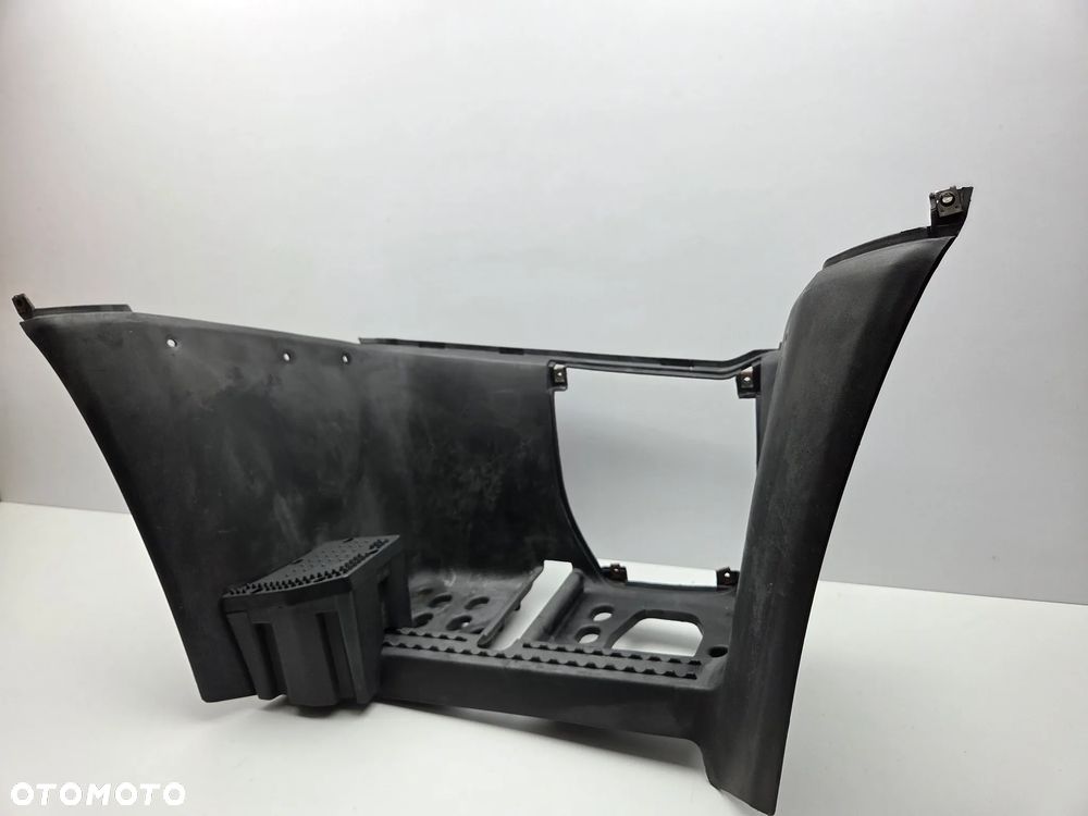 STOPIEN PRAWY PODEST PODSTOPIEN   TGB BLADE 425 - 2