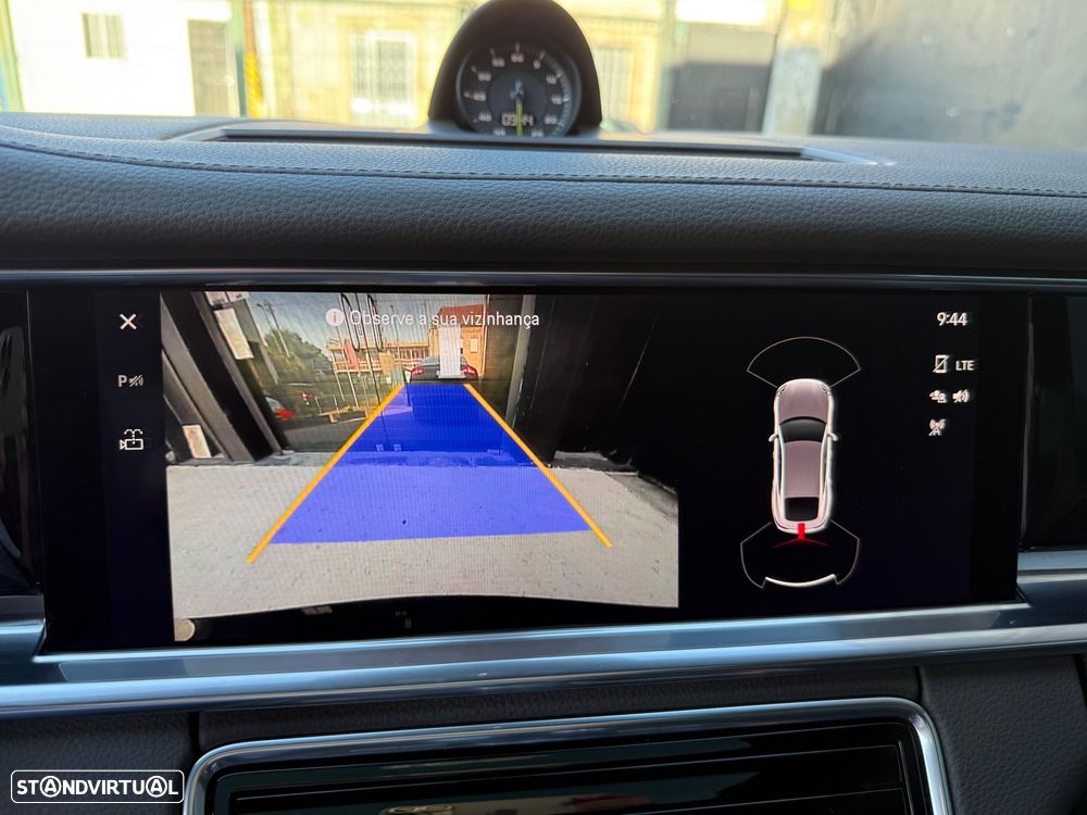 Porsche Panamera 4 E-Hybrid Executive - 38