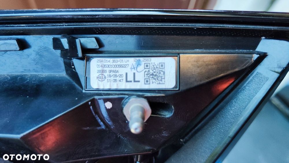 Nissan Juke II F16 19- Lampa Tylna Lewa w Klapę - 3