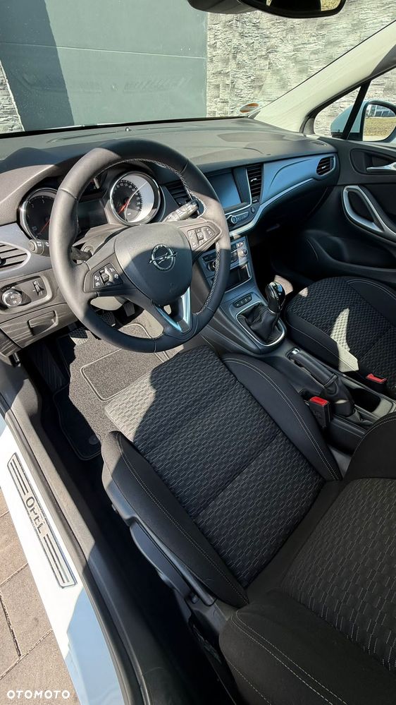 Opel Astra 1.6 BiTurbo D Start/Stop 120 Jahre - 15