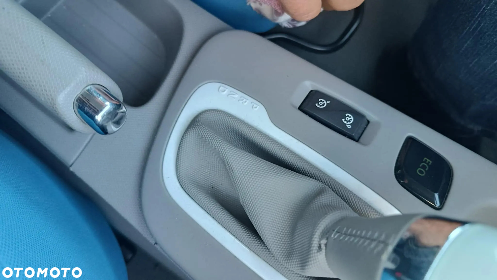 Renault Zoe - 11