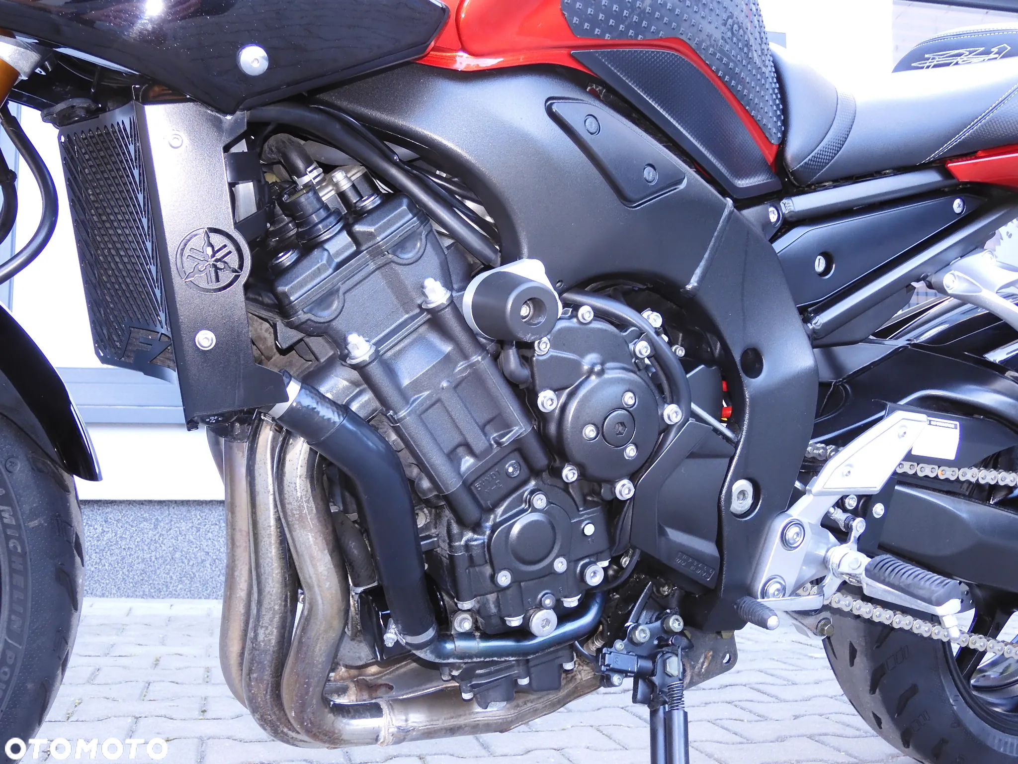 Yamaha FZ - 37
