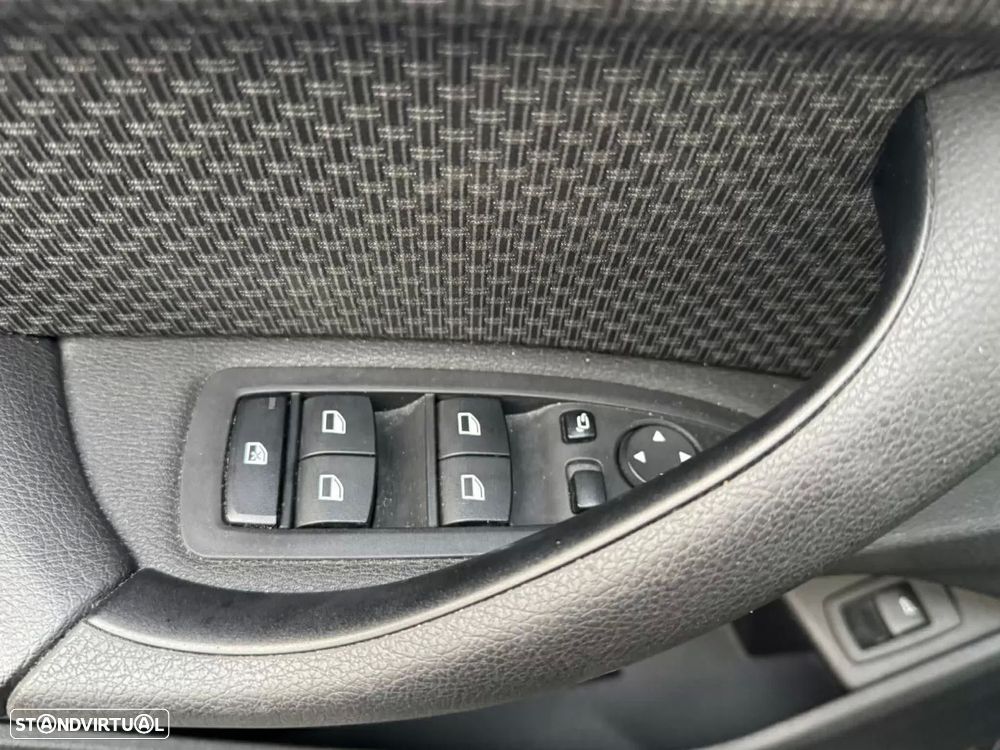 BMW X1 16 d sDrive Auto - 14