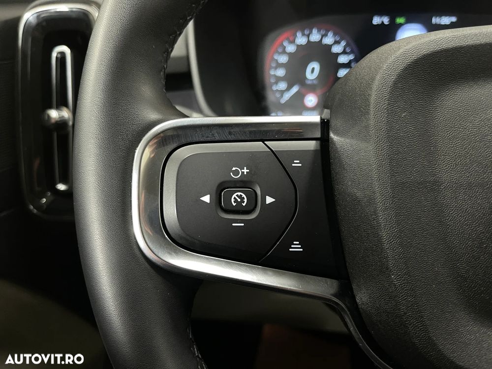 Volvo XC 40 T4 Recharge DKG Core - 25