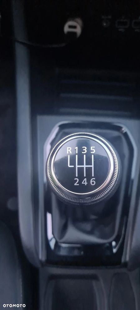 Renault Clio - 12