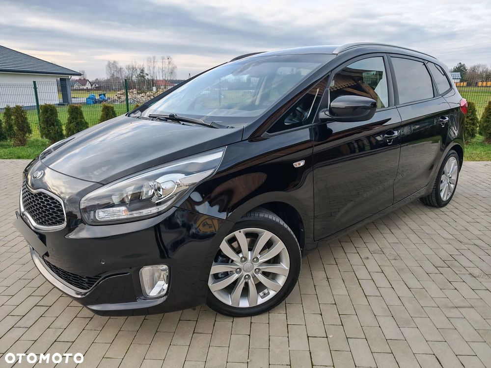 Kia Carens 1.7 CRDi 141 Dream-Team Edition - 2
