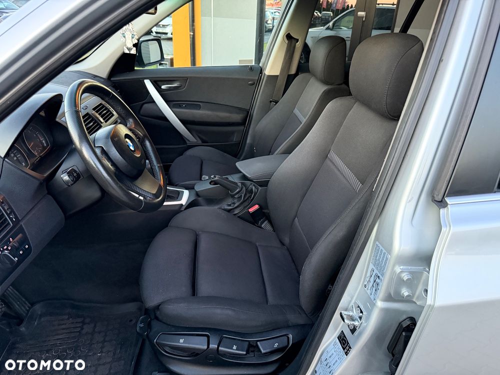 BMW X3 2.5i - 22