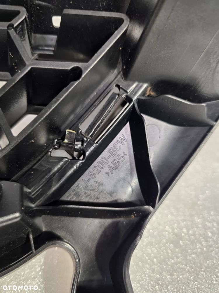 FORD MONDEO MK4 IV LIFT ST / TITANIUM ATRAPA / GRILL PRZEDNI PRZÓD , NR BS7J-8200-BCW , NR AUKCJI GL858 - 27