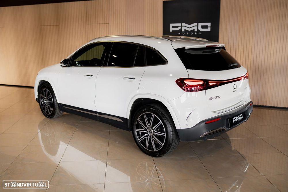 Mercedes-Benz EQA 300 4Matic AMG Line - 17