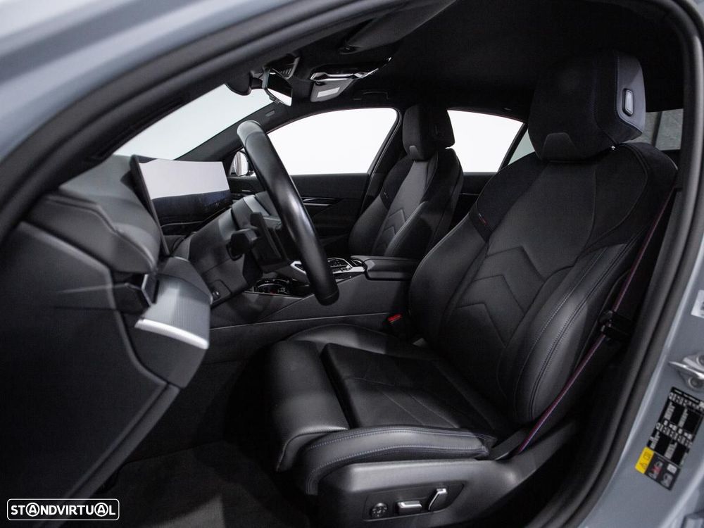 BMW 530 e Pack Desportivo M - 9