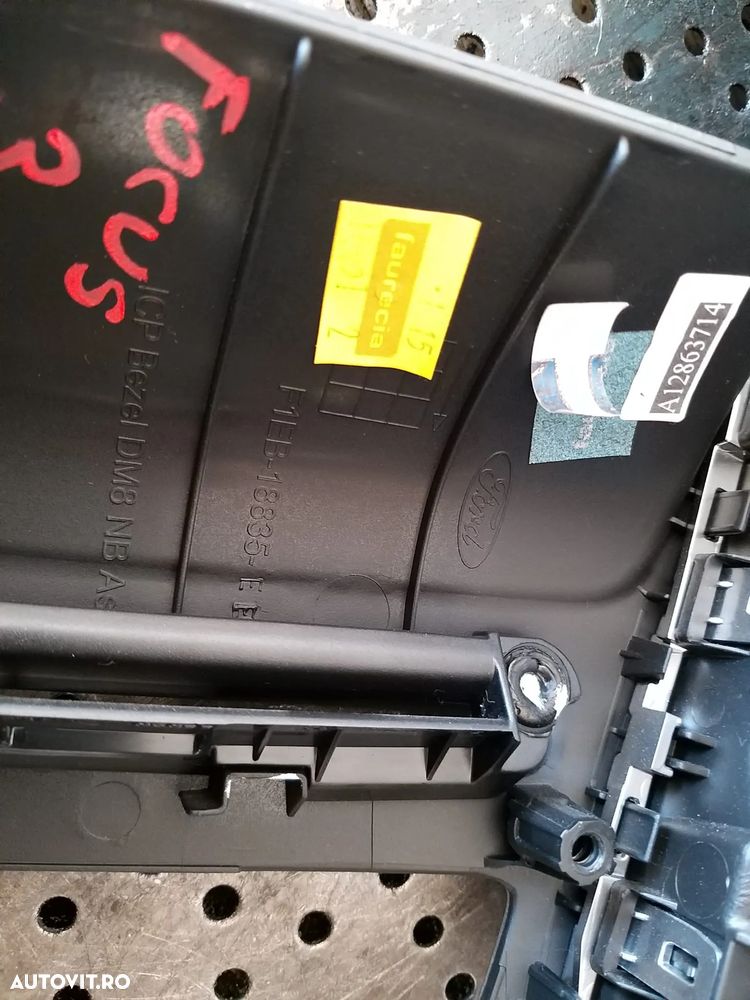 Rama ornament grile ventilatie bord ford focus 3 facelift f1eb18835ef f1eba014l20baw f1eba014l21baw - 3