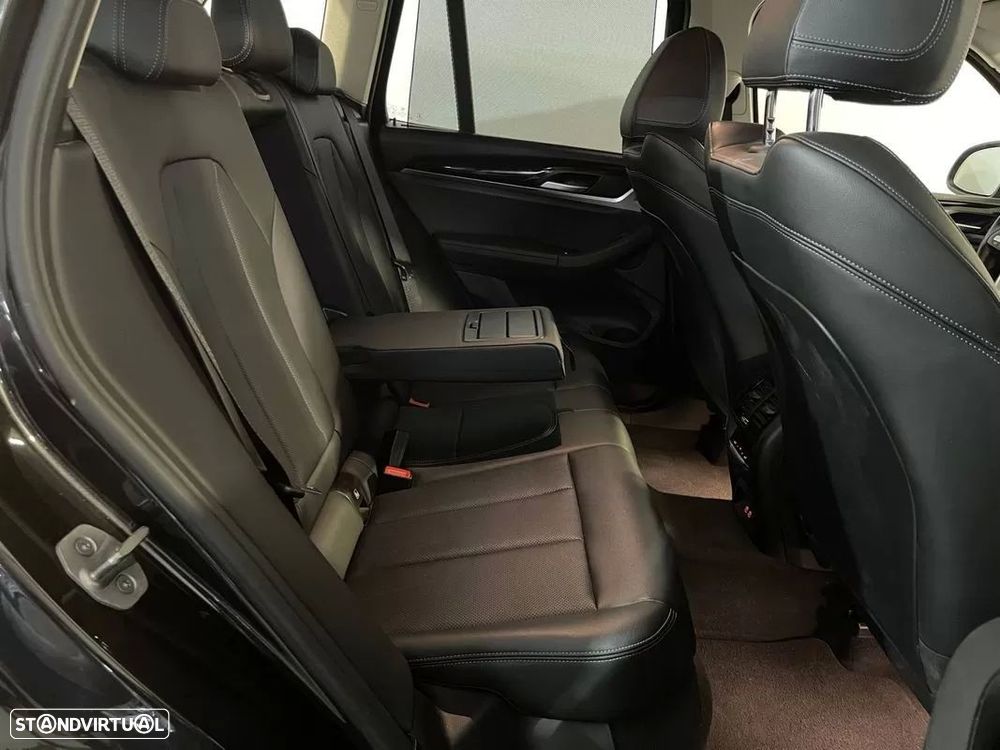 BMW X3 20 d xDrive - 16