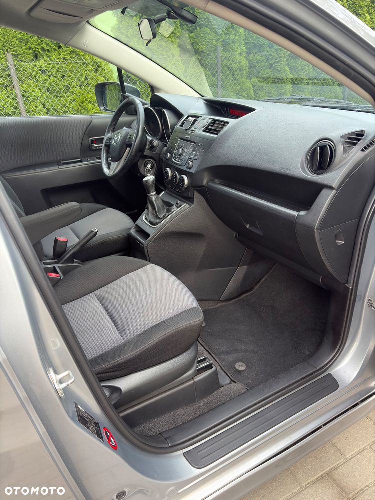Mazda 5 2.0 Exclusive + - 17