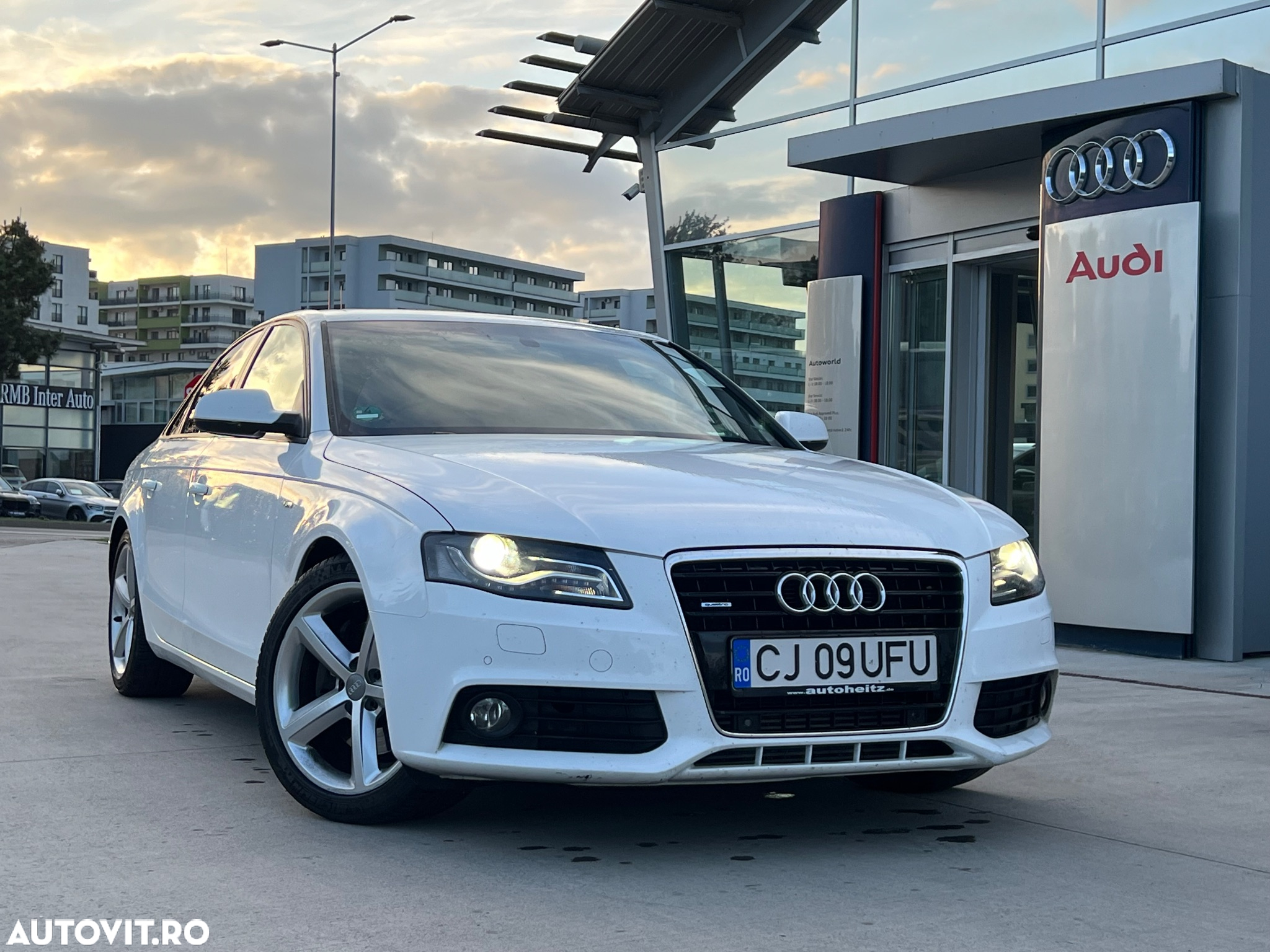 Audi A4 Avant 3.0 TDI DPF quattro S line Sportpaket (plus) - 12