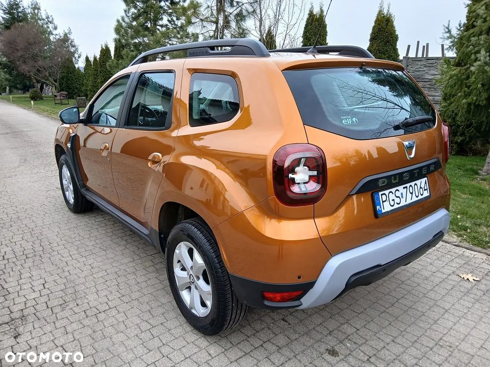 Dacia Duster 1.6 SCe Laureate S&S - 4