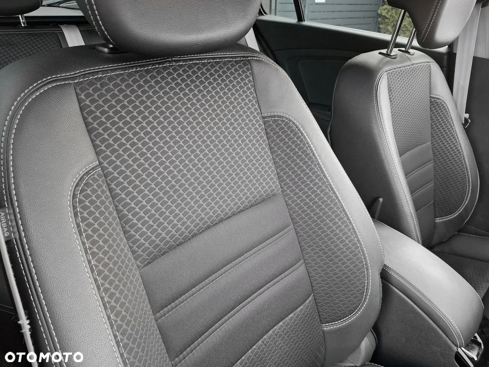 Renault Megane 1.2 16V TCe Energy Bose - 17