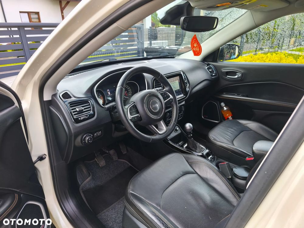 Jeep Compass 1.4 TMair Longitude FWD S&S - 2